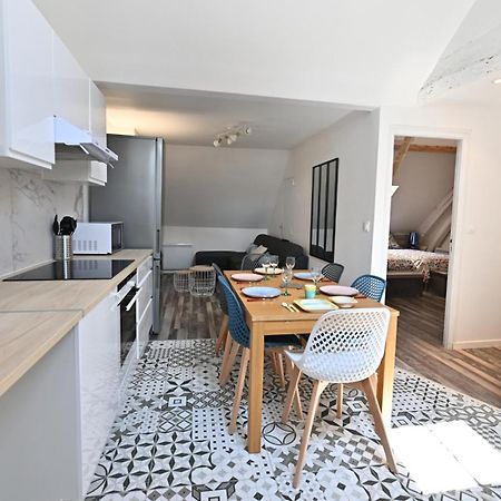 3 Appartements Premium Au Pied De La Cathedrale - Hypercentre サンス エクステリア 写真