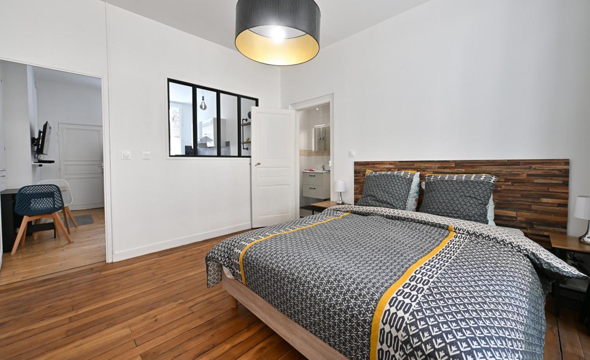 3 Appartements Premium Au Pied De La Cathedrale - Hypercentre サンス エクステリア 写真